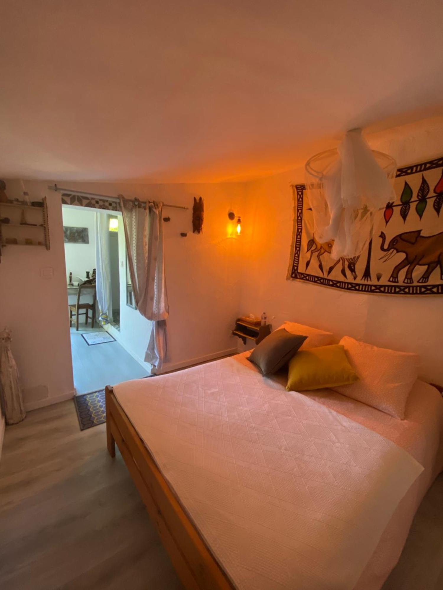 Le Mazet Des Beaujots Hotel Monteux Exterior photo